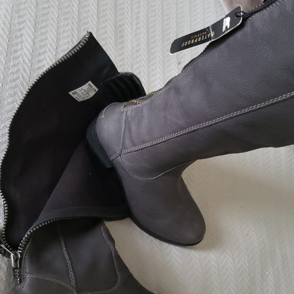 SOREL KNEEBOOTS - Picture 3 of 9